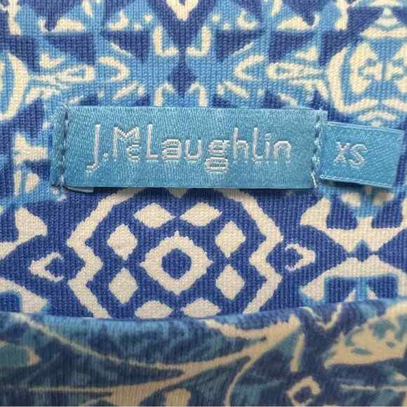 J. McLaughlin Blue Wavesong Signature Tee in Medallion Lane XS - Picture 6 of 8
